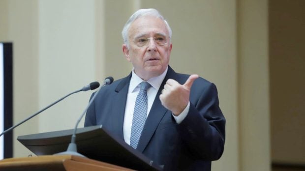 mugur-isarescu-a-anuntat-varful-inflatiei-in-2025-si-cum-poate-fi-evitat-pericolul-recesiunii-in-romania-e1763126145648-620x348-1